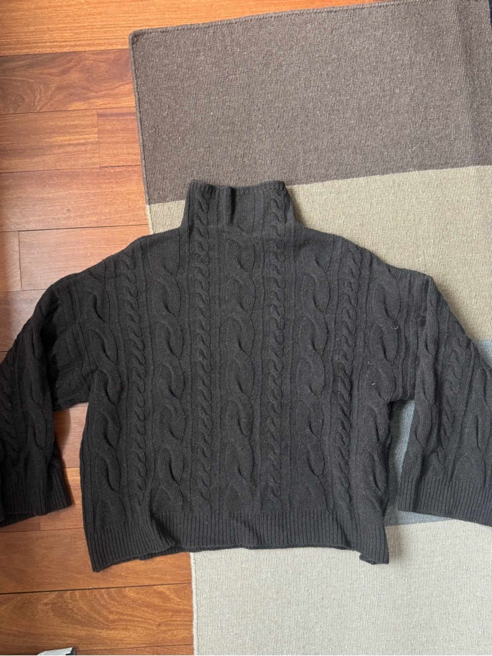 Brown Cable-Knit Turtleneck Sweater - Women's